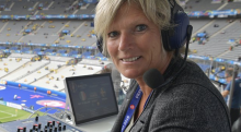 Das ZDF lässt erstmals eine Frau ein Champions League Spiel kommentieren und der Shitstorm gegen die Frau in der Männerdomäne folgt auf dem Fuss
